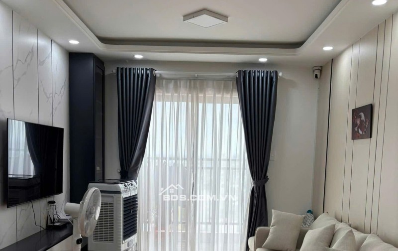 Chung cư Carillon 1, Hoàng Hoa Thám, TB: 70m2, 2p ngủ, ban công 12tr/th.