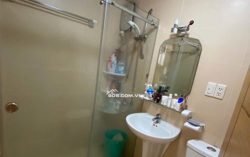 Chung cư Ruby Garden, Nguyễn Sỹ Sách, P15, Tân Bình, 82m2, 2PN, 2WC, 10tr/th.