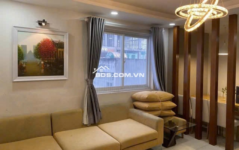 Chung cư Screc , P12, Q3, CĂN GÓC , 2p, 2wc, 85m2, giá 13tr/tháng