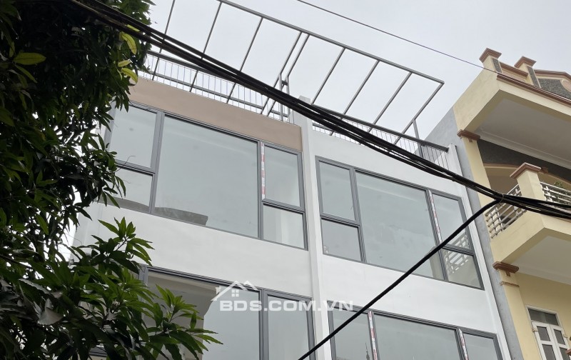 Bán nhà riêng 40m2*4T ô tô gần, thiết kế hiện đại, tại Ngọc Hồi, Thanh Trì giá chào: 5.x tỷ