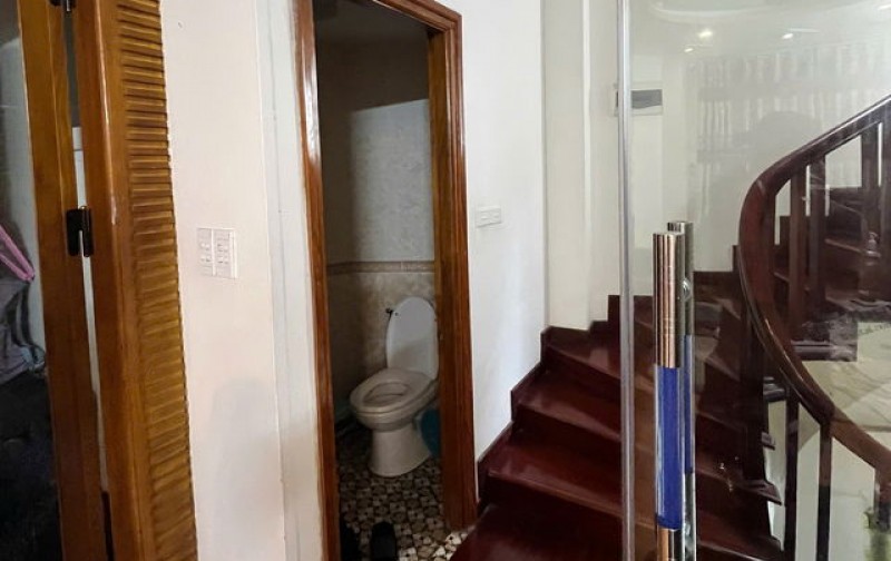 Bán gấp nhà LÔ GÓC- Gần Ô tô  Định Công Hạ, Hoàng Mai 42m2 – 5 T ầng – 6.5 tỷ