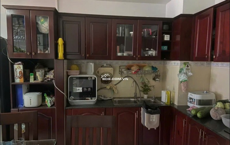 Chung cư Screc , P12, Q3, nội thất, 2p, 2wc, 85m2, giá 13tr/tháng