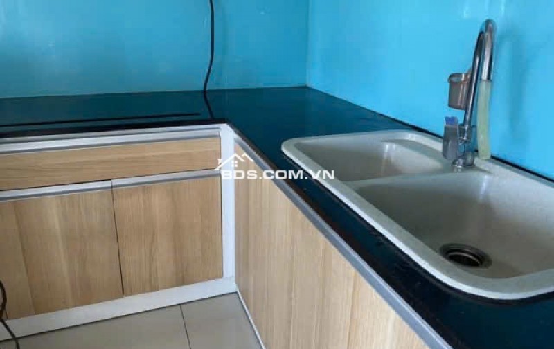 Chung cư Screc , P12, Q3, CĂN GÓC , 2p, 2wc, 85m2, giá 13tr/tháng