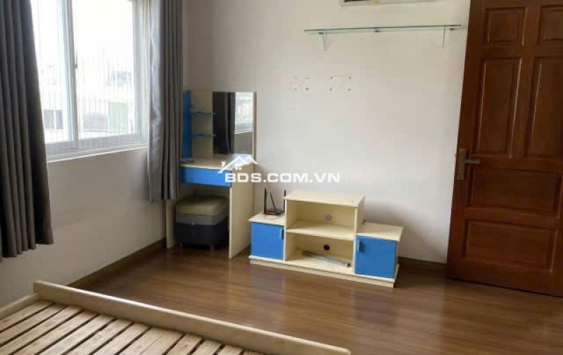 Chung cư Screc , P12, Q3, CĂN GÓC , 2p, 2wc, 85m2, giá 13tr/tháng