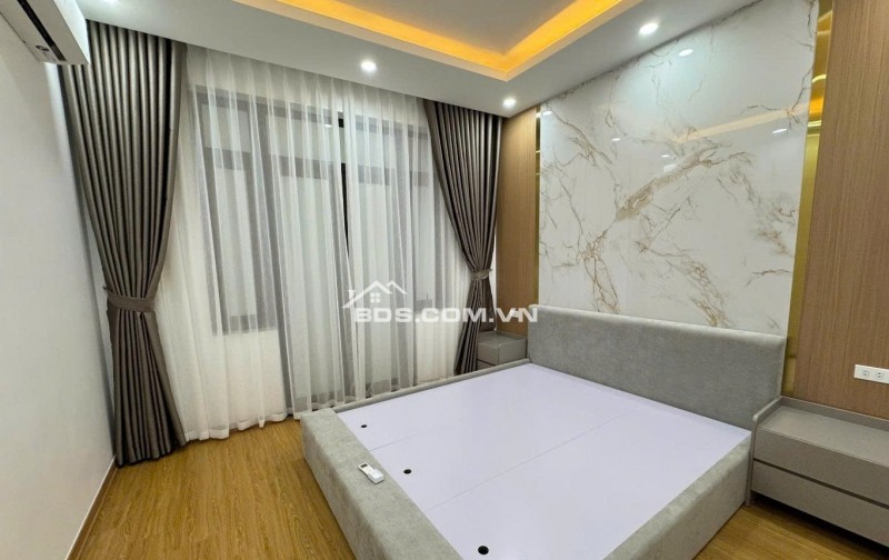 Phân Lô BCA - Gần Phố - Oto - 44m, 4 Tâng. Chỉ 13.2 Tỷ - Bùi Xương Trạch, Thanh Xuân.