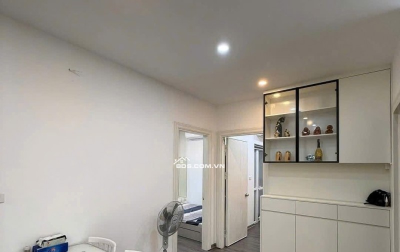 Chung cư Satra Eximland,Phan Đăng Lưu,Phú Nhuận:130m2,3p ngủ,2wc,NT, 23tr/th.