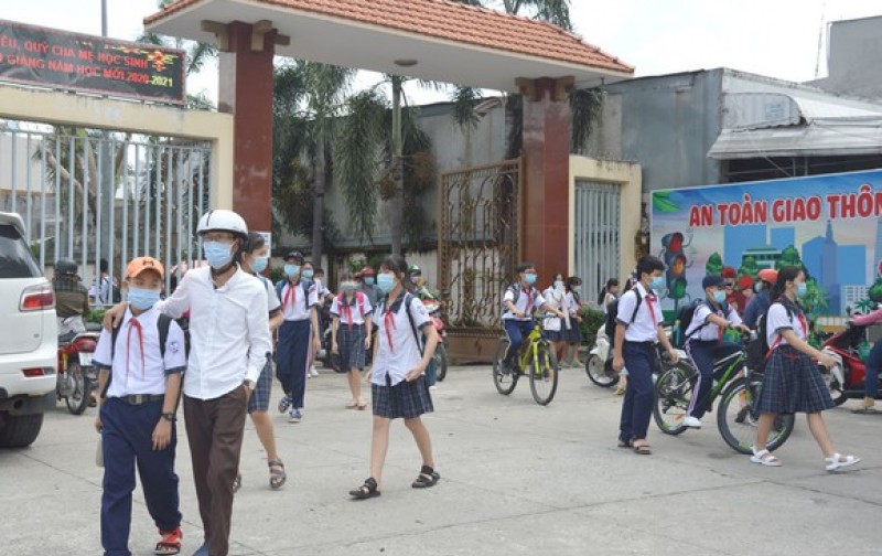 BÁN NHANH 1004M2 ĐẤT SẴN THỔ CƯ GẦN QUỐC LỘ LỚN SÁT CHỢ, TRƯỜNG HỌC, DÂN ĐÔNG. GIÁ 290TR