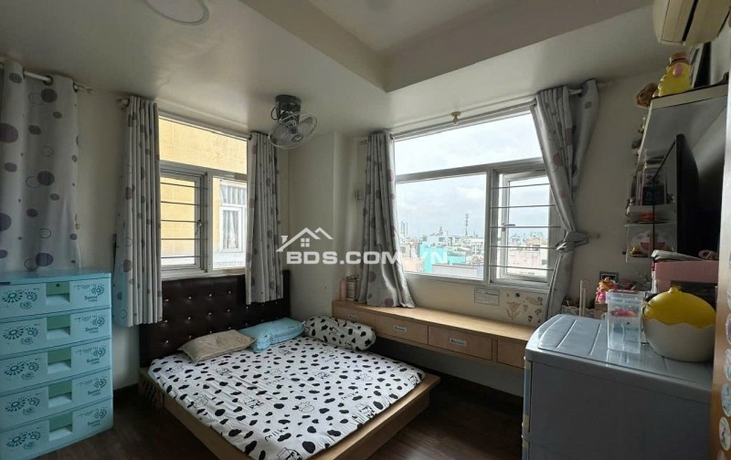 Chung cư Ruby Garden, Nguyễn Sỹ Sách, P15, Tân Bình, 82m2, 2PN, 2WC, 10tr/th.