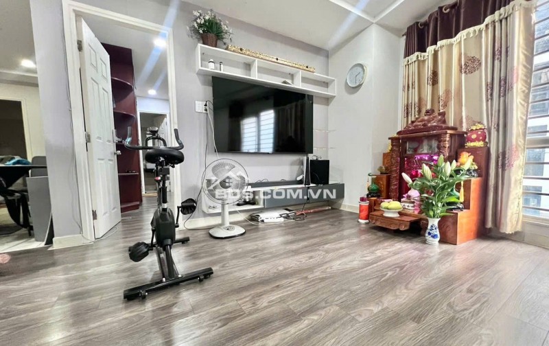 Chung cư Phúc Yên, Phan Huy Ích, TB: Nhà mới, đầy đủ nt, 2p ngủ, 9tr/th