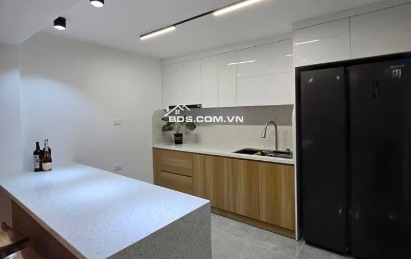 Nhà Đẹp Phố VIP Bạch Mai, Hai Bà Trưng 37/40m, 5 tầng, mt 4.2m, giá 8 tỷ