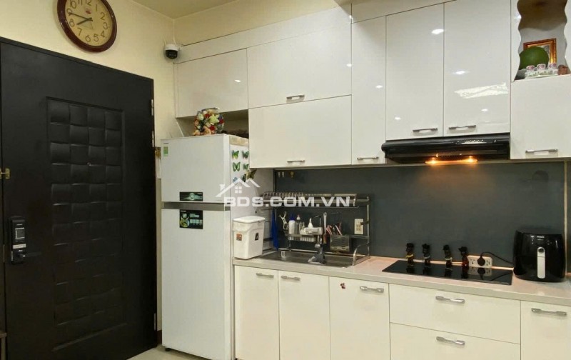 Chung cư Ruby Garden, Nguyễn Sỹ Sách, P15, Tân Bình, 82m2, 2PN, 2WC, 10tr/th.