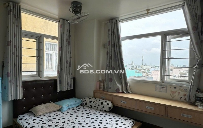 Chung cư Ruby Garden, Nguyễn Sỹ Sách, P15, Tân Bình, 82m2, 2PN, 2WC, 10tr/th.