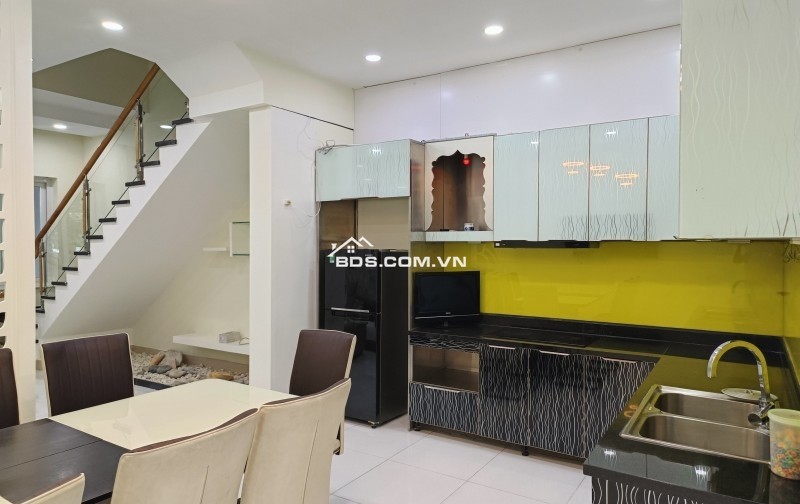 NHÀ PHỐ KDC MEGA VILLAGE KHANG ĐIỀN 3 TẦNG SIÊU VIP - GẦN GLOBAL CITY TP.THỦ ĐỨC - GIÁ CHỈ NHỈNH 10 TỶ