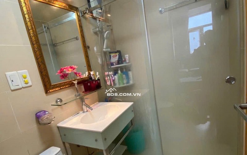 Chung cư Ruby Garden, Nguyễn Sỹ Sách, P15, Tân Bình, 82m2, 2PN, 2WC, 10tr/th.