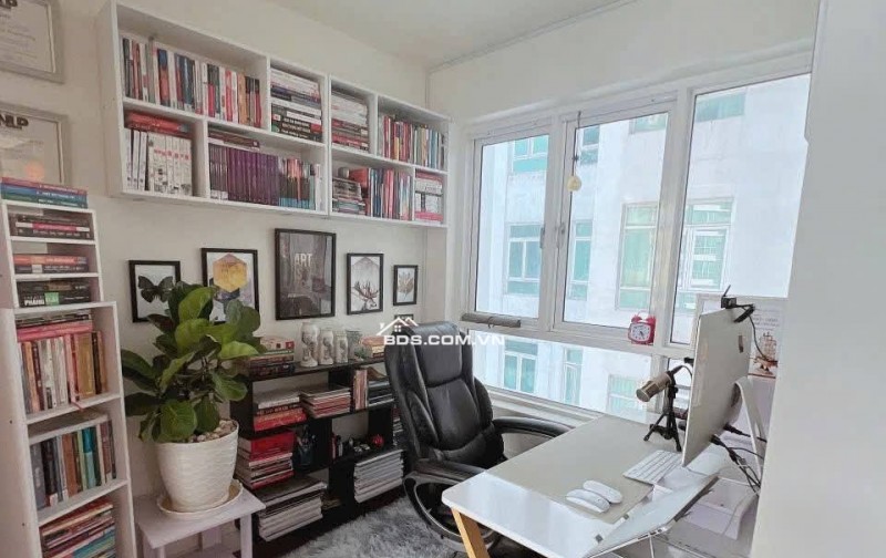 Cần tiền Bán gấp căn hộ : HAGL3 (new saigon) 2PN-2WC - DT: 100m2