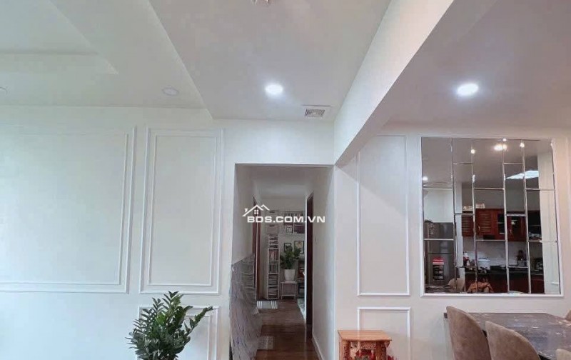 Cần tiền Bán gấp căn hộ : HAGL3 (new saigon) 2PN-2WC - DT: 100m2