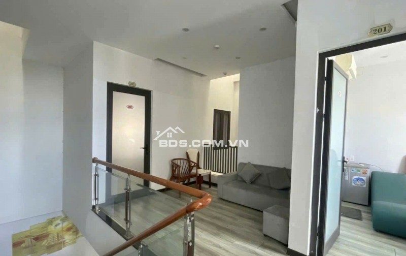 Căn nhà nghỉ đẹp và có dòng tiền tốt gần cầu vượt ngã ba Huế, TP. Đà Nẵng
