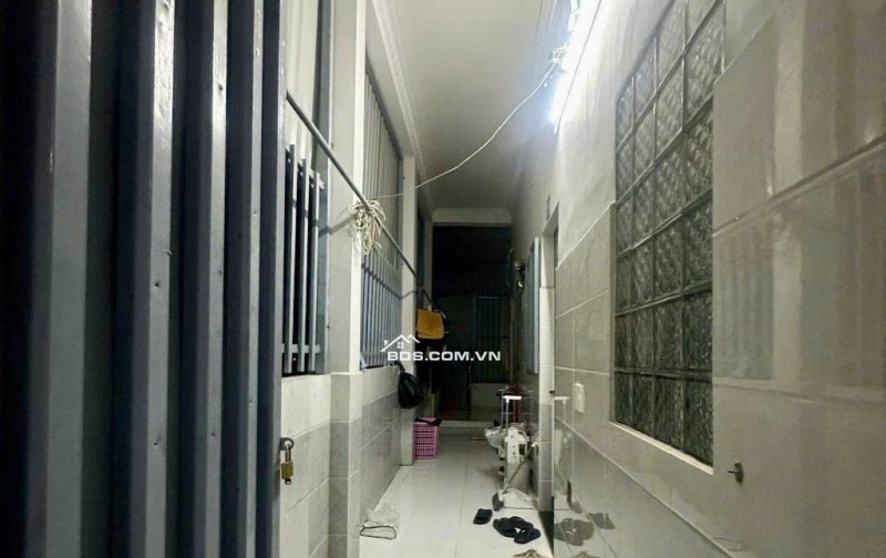 Nhà Dòng tiền 32tr/tháng, Song Hành, trung tâm Trung Mỹ Tây, Q12,dtsd: 216m2, giá 7,6 Tỷ TL