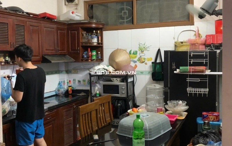 TÔ hiệu. Hà đông nhà 37m2 giá 8.x tỷ. Nhà 4 tầng. Vị trí trung tâm. Giáo thông thuân tiện