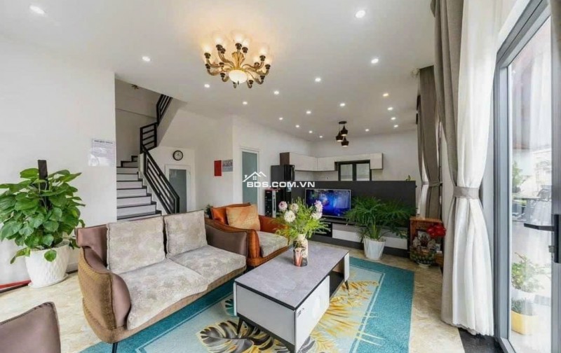 CHO THUÊ VILLA 6 PHÒNG NGỦ 200M2 NAM HỒ PHƯỜNG 11 ĐÀ LẠT 24TR/THÁNG