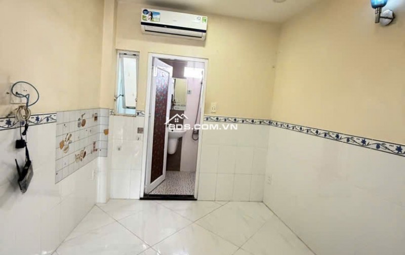 (Nhà Hiếm) Nhà đẹp Lý Thái Tổ, Hẻm xe tải – 5 tầng BTCT – 7 PN 7 Wc, 5.xx tỷ