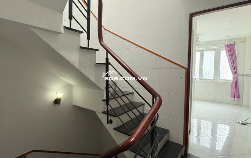 (Nhà Hiếm) Nhà đẹp Lý Thái Tổ, Hẻm xe tải – 5 tầng BTCT – 7 PN 7 Wc, 5.xx tỷ