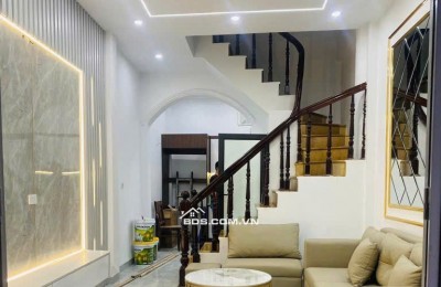 SIÊU PHẨM ĐƯỜNG LÁNG - GIÁP RANH CẦU GIẤY - VỊ TRÍ CỰC HIẾM 79M CHỈ 15.8 TỶ
