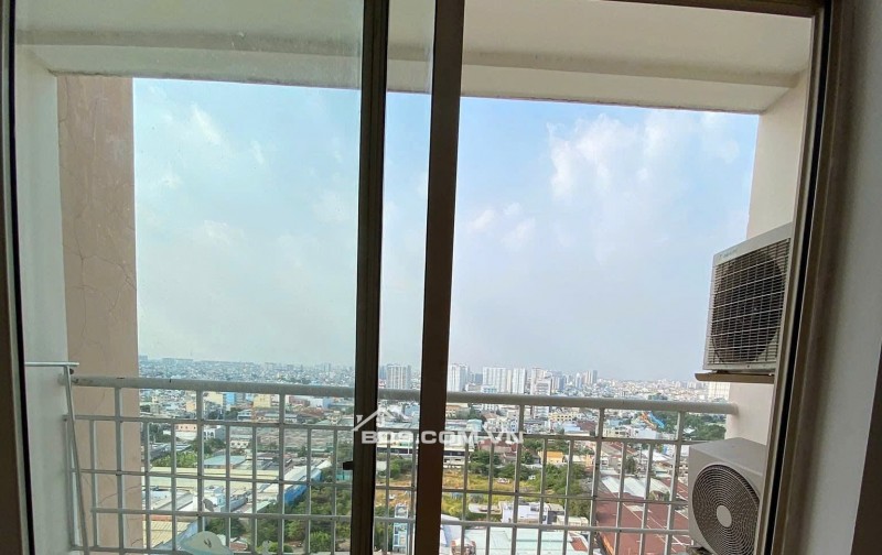 Chung cư Bầu Cát 2, Tân Bình, 110m2, 3PN, 2WC, Nt cơ bản, 12tr/tháng.