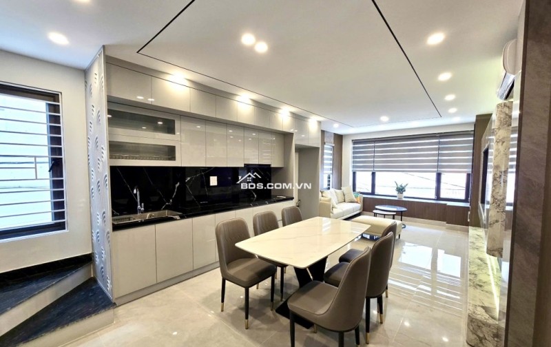 BÁN NHÀ 5 TẦNG TRUNG TÂM PHÚC LỢI, LONG BIÊN - VỊ TRÍ VÀNG, TIỆN ÍCH NGẬP TRÀN!