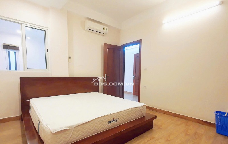 Cho thuê Căn hộ dịch vụ 1N,1K siêu rộng Full đồ VIP tại Ngõ 189 Hoàng Hoa Thám, Ba Đình. Chỉ 10tr