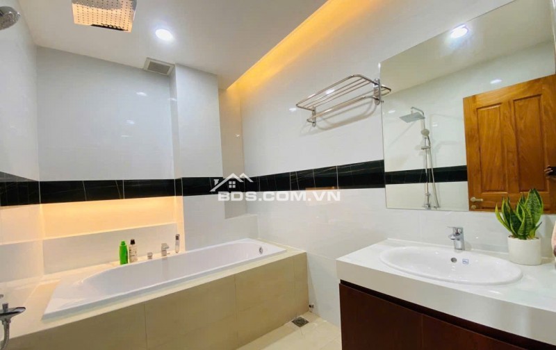 Bán nhà Hiệp Phú - Thủ Đức – 150m² – Đường 12m – thích hợp ở hoặc làm văn phòng.