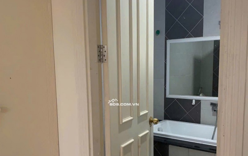 Chung cư Bàu Cát, p10, TB, 110m2, 3PN, 12tr/tháng, NTCB.