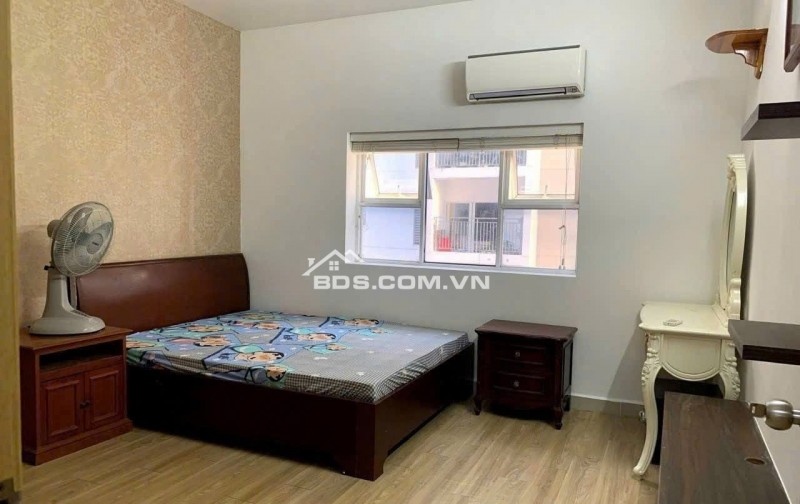 Chung cư Bàu Cát, Hồng Lạc, TB: 3P, 2WC, 110m2, 12tr/tháng.