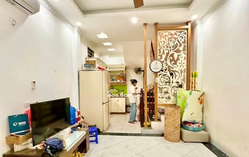 Bán Nhà Phố 8/3 diện tích 32m, quận Hai Bà Trưng .