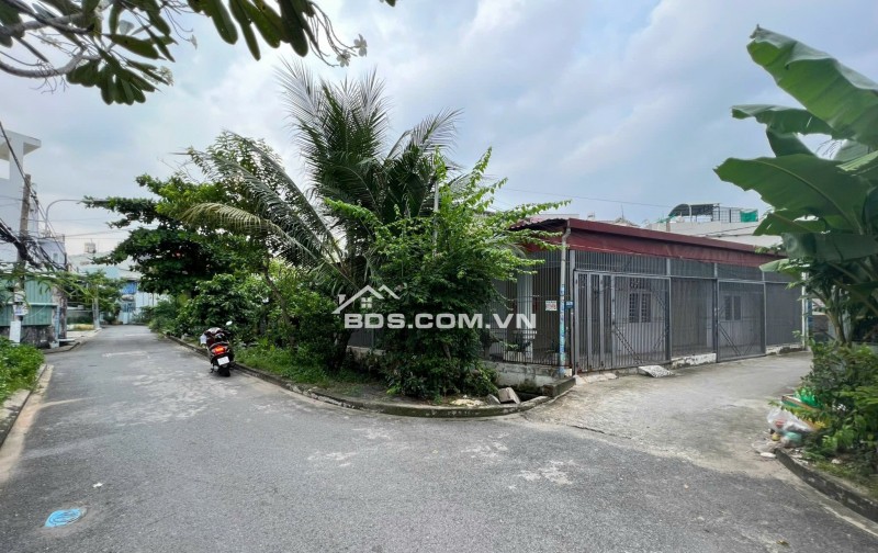 Bán nhà 2 MT 106m2 phường Linh Đông gần chợ Thủ Đức