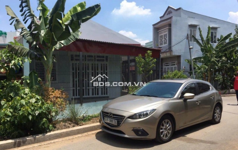 Bán nhà 2 MT 106m2 phường Linh Đông gần chợ Thủ Đức