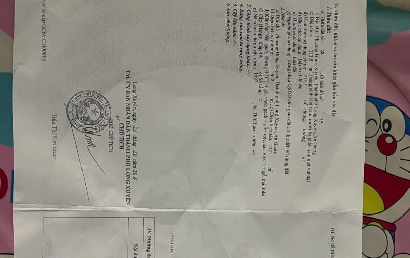 Bán nhà mặt tiền đường Hà Hoàng Hổ (Long Xuyên, An Giang), diện tích sổ : 213 m2 (ngoài sổ 70 m2) , giá 27 tỷ 690 (TL 130 tr /1 m2)