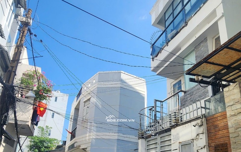 Bình Thạnh, CHDV 12 phòng khép kín - Nhỉnh 11Tỷ TL.