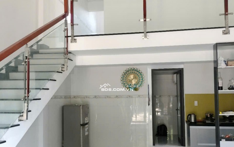 BÁN NHÀ GÁC LỬNG ĐÚC 2 MẶT KIỆT OTO TẠI HOÀ KHÁNH NAM, DT 73M2 SHR CHỈ 2.39 TỶ. LH:0977636055.