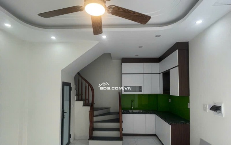 NHÀ 5T - NGÕ Ô TÔ - GẦN QL6 / CÂY XĂNG ĐỒNG MAI - MẶT TIỀN THÔNG THOÁNG