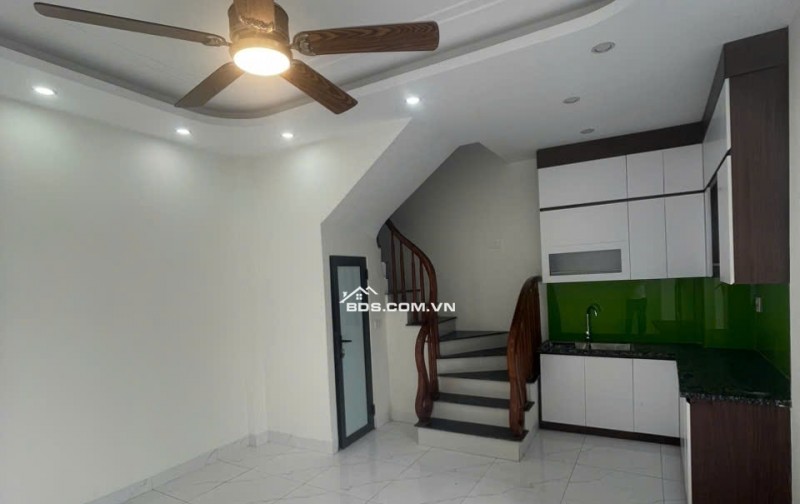 NHÀ 5T - NGÕ Ô TÔ - GẦN QL6 / CÂY XĂNG ĐỒNG MAI - MẶT TIỀN THÔNG THOÁNG