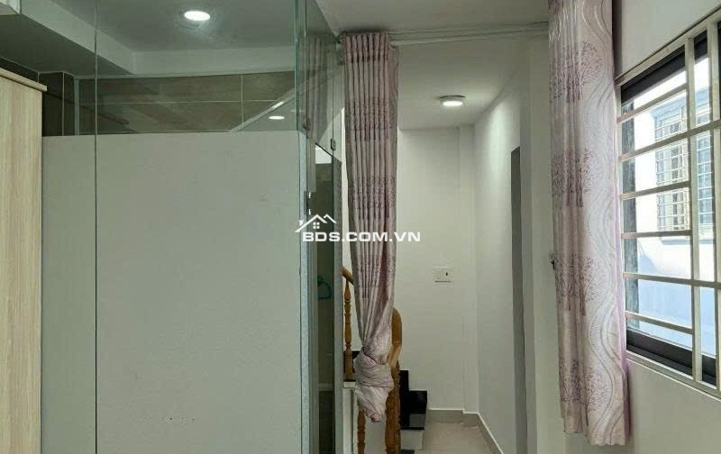 Lê Văn Sỹ, 4 tầng BTCT - 37m2 - 5,95Tỷ TL