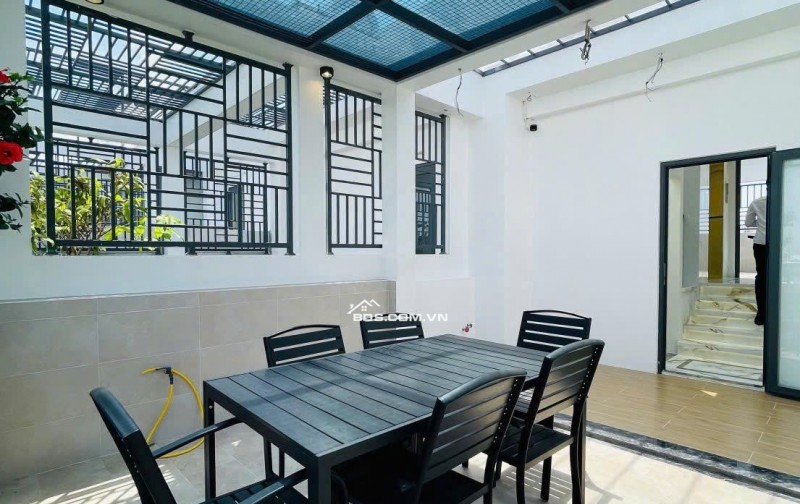 Nhà mới đẹp – Có thang máy – Hẻm xe hơi né nhau – Giá chỉ 12.8 tỷ TL