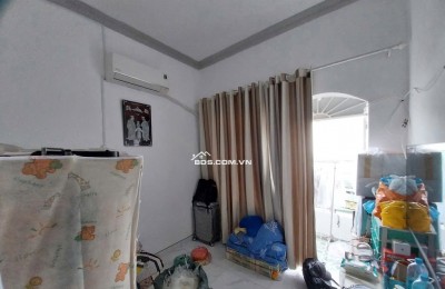 NHÀ ĐẸP 2 TẦNG – MẶT TIỀN HẺM Ô TÔ - 3.65 TỶ