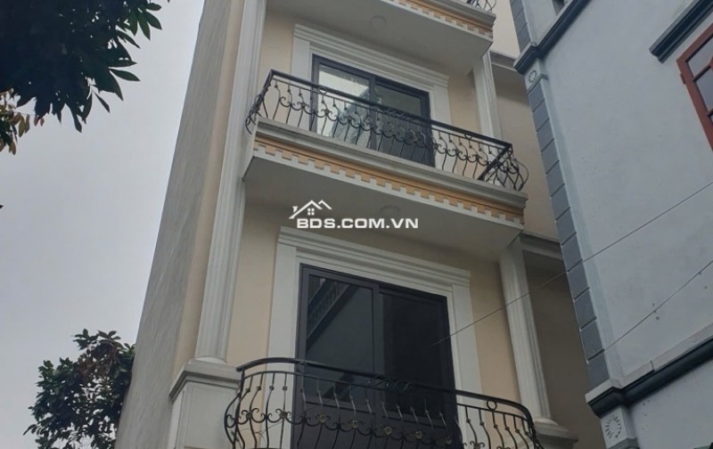  CƠ HỘI CÓ 1-0-2! NHÀ ĐẸP HIẾM CÓ - ĐÓN ĐẦU ĐẦU TƯ TƯƠNG LAI TẠI LONG BIÊN! 