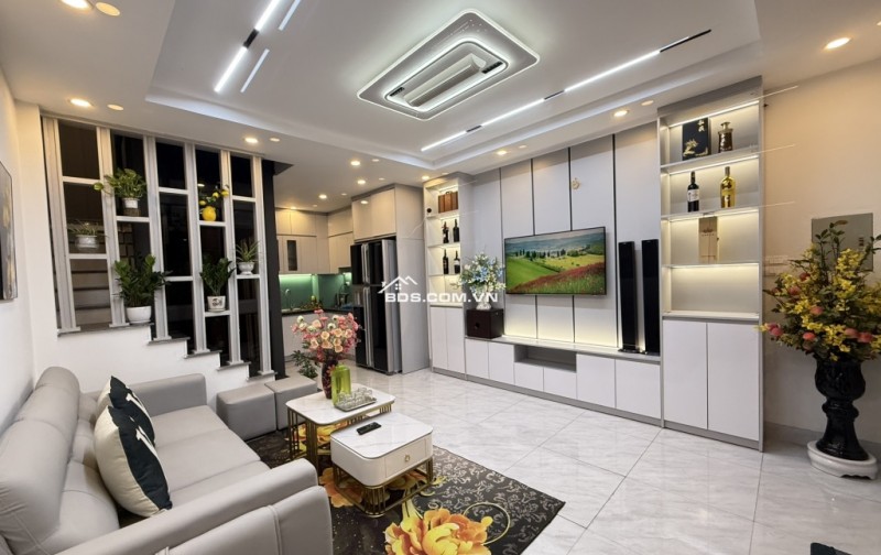  LÔ GÓC – Ô TÔ TRÁNH – THANG MÁY – VỪA Ở VỪA KINH DOANH – THIẾT KẾ ĐẲNG CẤP