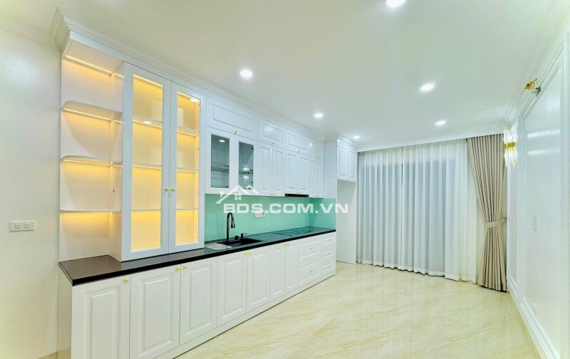 Nhà Đẹp Ngõ Ô TÔ Dương Văn Bé, Hai Bà Trưng 38 m, 6 tầng, mt 3.5m, giá 13.5 tỷ