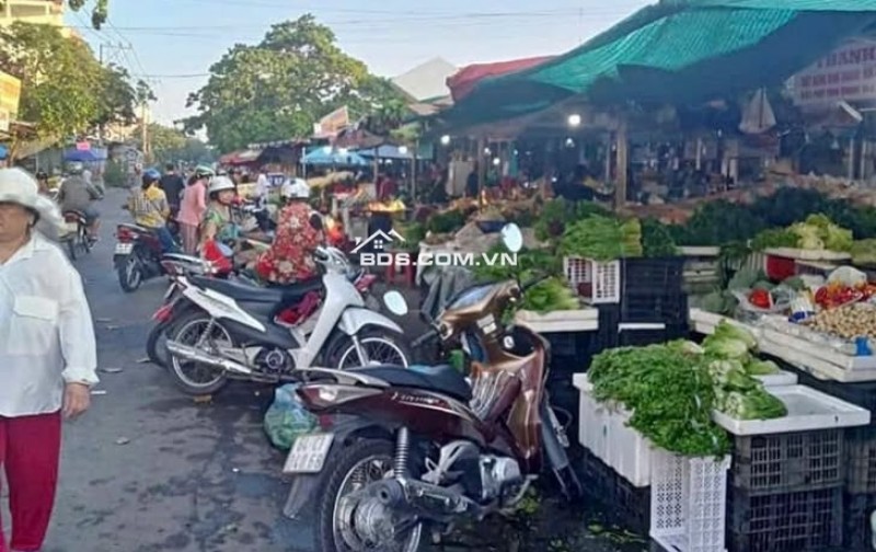 [TRÁNH MẤT THỜI GIAN] CẦN TIỀN TÔI BÁN 1010M2 ĐẤT MẶT TIỀN ĐƯỜNG THÔNG RA KCN, NHÀ MÁY ĐANG HĐ. GIÁ 170TR