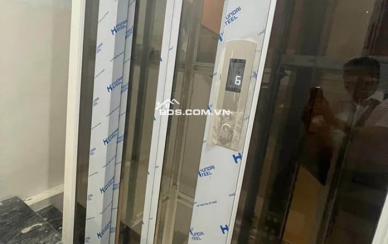  LÔ GÓC – Ô TÔ TRÁNH – THANG MÁY – VỪA Ở VỪA KINH DOANH – THIẾT KẾ ĐẲNG CẤP