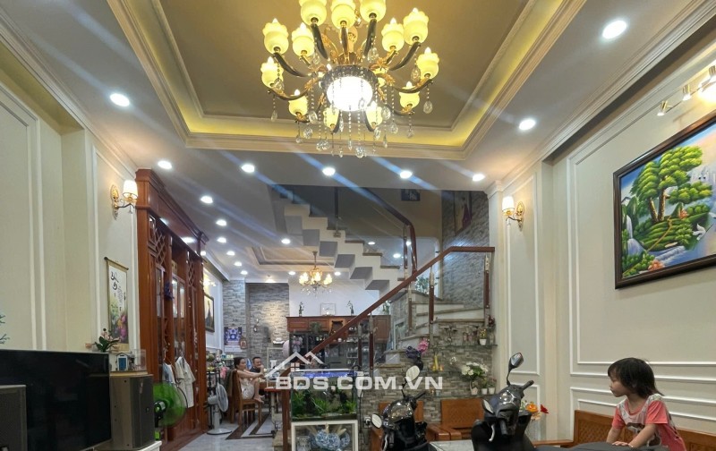 BÁN NHÀ ĐƯỜNG SỐ 10, TÂN QUY Q7 10.5 TỶ